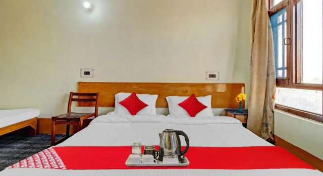 OYO 89626 Hotel Khana Khazana, Забронировать Отель Сринагар Jammu & Kashmir Ski