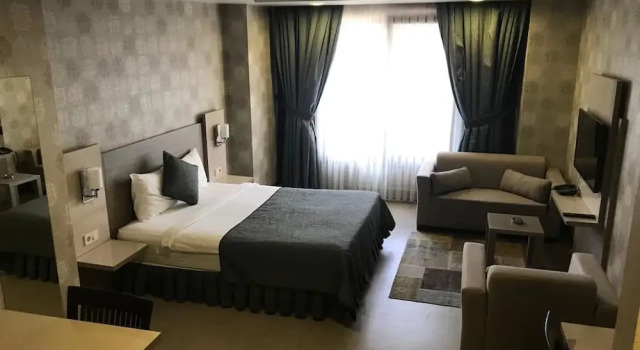Sen Hotel Academic Aparts, Book Hotel Hotels in Serdivan with Parking, Parking