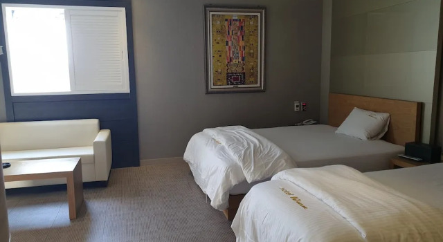 Suite Real Khan Hotel