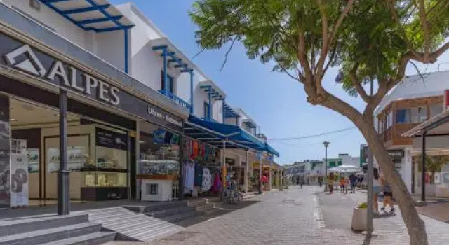 Apartamento 1 linea centro Playa Blanca, Prenota Appartamento Playa Blanca 