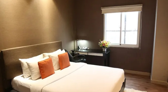 Полулюкс Diamond Suite Hai Ba Trung