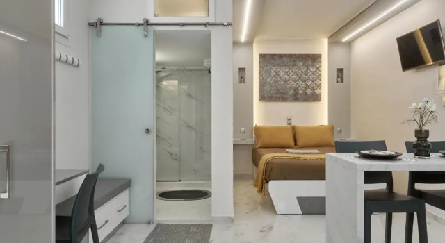 Апартаменты Modern Studio Ideal for Couples or Digital Nomads, Old Town Mytilene