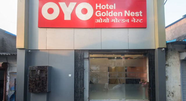 OYO 8678 Hotel Golden Nest