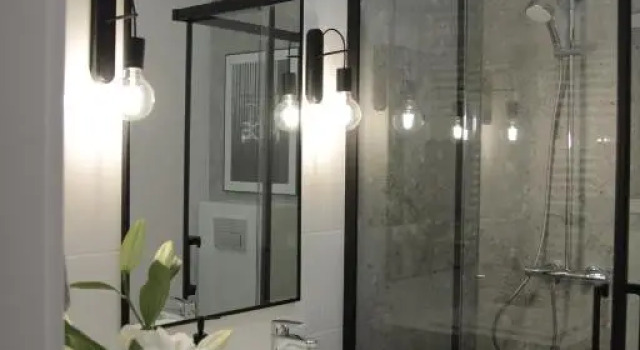 Bit Eccentric with the Balcony, Забронировать Отель Отели Варшавы с парковкой, рядом с Павяк, Парковка