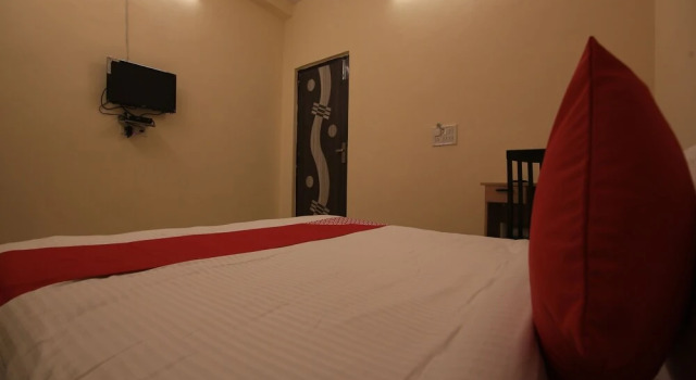 OYO Flagship 30350 New Residency Sector 17 Rohini