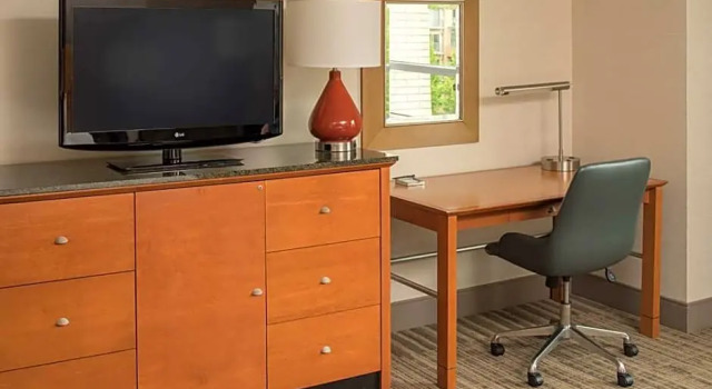 Номер Standard с красивым видом из окна Hilton Vancouver Washington