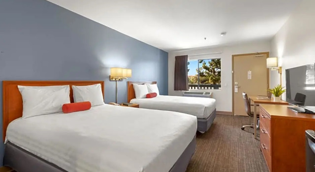 Номер Deluxe Good Nite Inn Camarillo