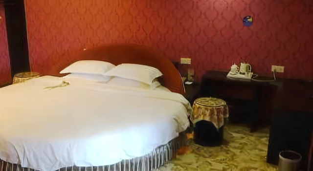 Tuanjie Sun Hotel, Varaa Hotelli Hotellit Sichuan pysäköinnillä, Pysäköinti