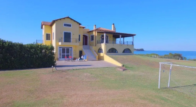 Апартаменты Цокольный этаж Sea Breeze Apartment