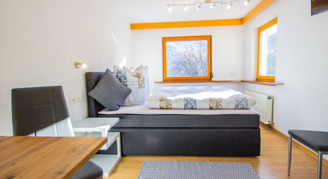 Gabi Wenns in Wenns With 3 Bedrooms and 1 5 Bathrooms, Rezervovat Hotel Hotely v Tyrolsko s parkováním, Parkování