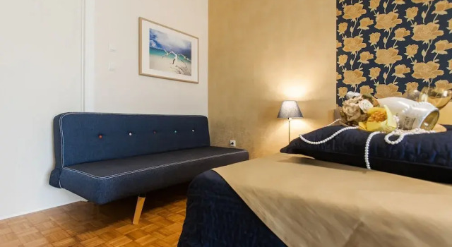 Big Central Metro Station Apartment 1
