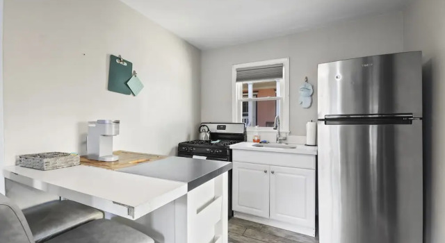 Двухместный семейный коттедж с видом на сад The Inn At Ocean Grove
