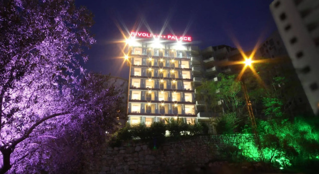 Rivoli Palace, Book Hotel Hotels in Mount Lebanon with a Pool, Swimming Pool