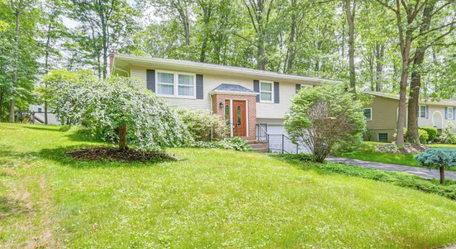 Коттедж 4 Mi to Penn State: Suburban Happy Valley Home