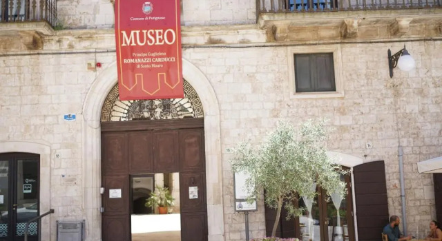 Home 5 - Arco Antico