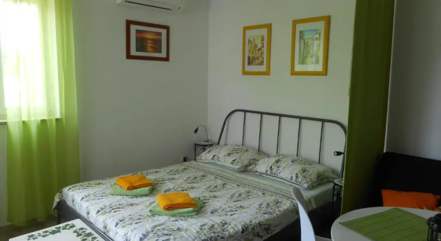 Studio Relax Punat, Prenota Appartamento Hotel a Isole Quarnerine con parcheggio, Parcheggio