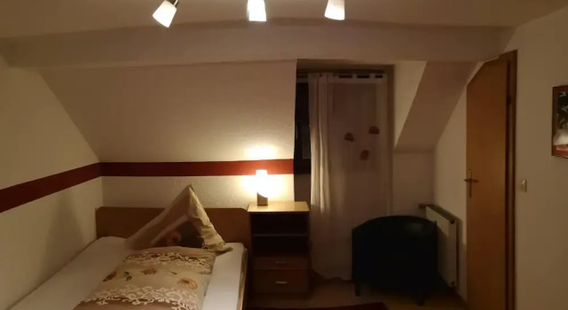 Pilgers kleines Hotel, Varaa Hotelli Hotellit Baijeri pysäköinnillä, Pysäköinti