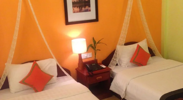 Двухместный номер Standard Heart Language Angkor Hotel - Hostel