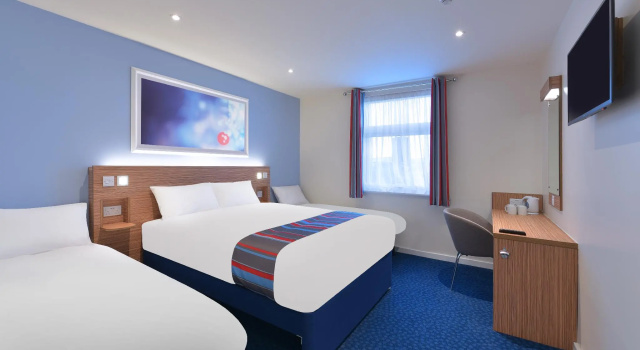 Travelodge Derby Cricket Ground, Забронировать Отель Отели Англии 3 звезды, 3*