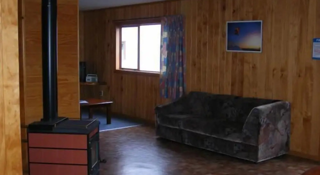 Четырёхместное шале с 5 комнатами Ossies Motels and Chalets