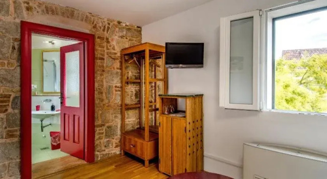 St Luke Heritage Hotel, Prenota Hotel Splitska 