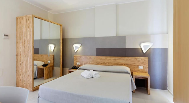 Hotel la Spiaggia, Rezervasyon Otel Porto Cesareo Porto Cesareo Beaches