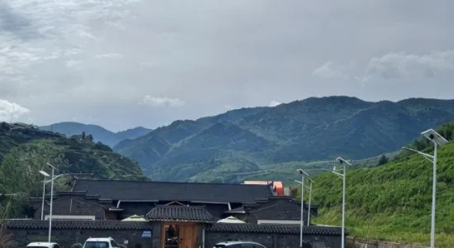 Songpan Xinhang Xingtu Luxury Camping, Prenota Campeggio Ngawa Cina