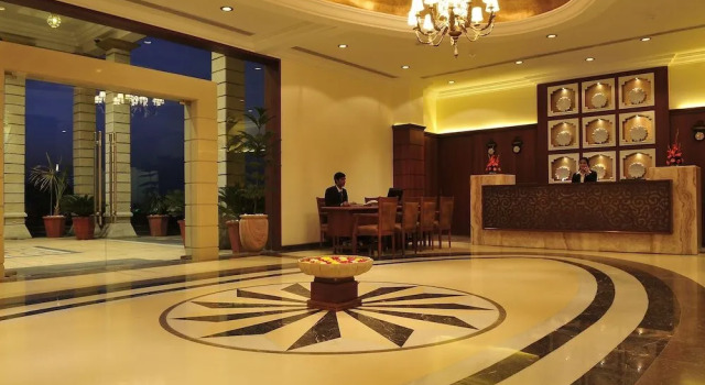 Opal Club Resort - Udaipur, Забронировать Курортный отель Отели штата Раджастхана с бассейном, Бассейн