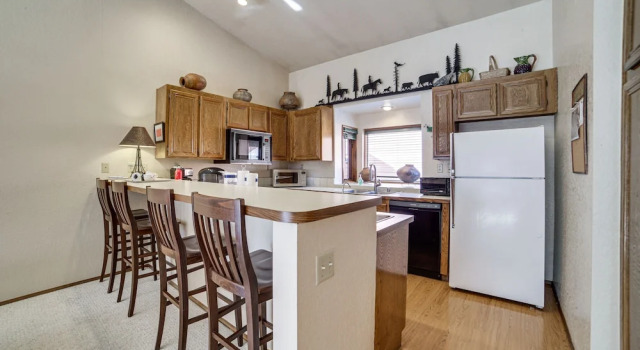 Mammoth Lakes Condo: Walk to Village & Gondola!