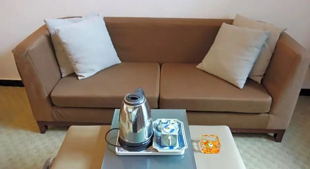 Люкс с видом на сад Renjoy Hotel Beijing Yonghe Temple Guijie Siheyuan