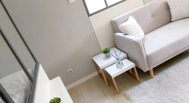 Charmant Studio Sur Cour a Lyon 9e Mont D'or (Adults Only), Book Hotel Caluire-et-Cuire Rhône