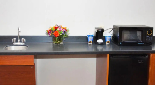 Люкс Holiday Inn Express Hotel & Suites Pittsburgh-South Side by IHG