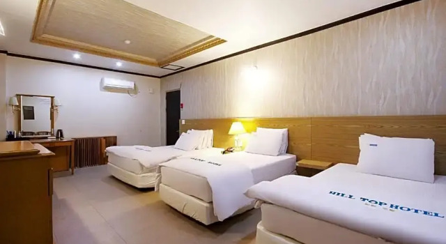 Standard- tredobbelt værelse Daegu Hilltop Hotel