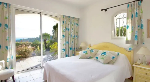 La Tortue Les Issambres (To Make Arrangement For Check In Please Contact The Property At Least 5 Days In Advance)
