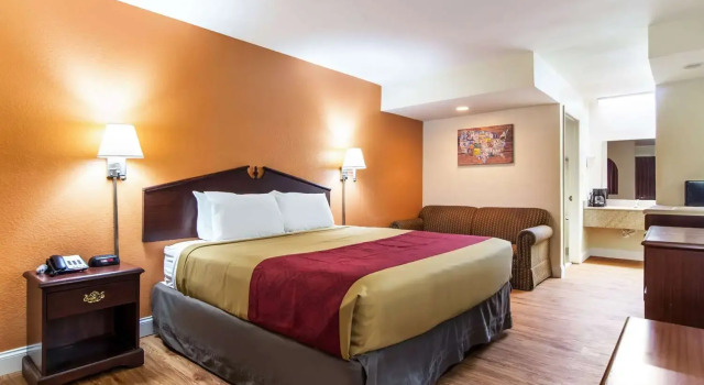 KINGS INN, Buchen Sie Hotel LaFayette Georgia