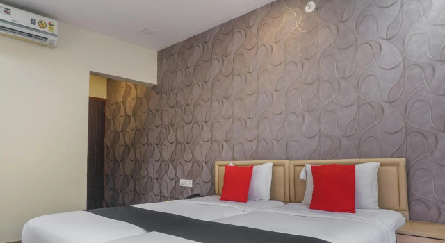 Люкс Standard Collection O 80428 Hotel Spring Brook