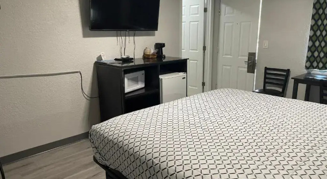 Номер Standard Old Town Inn