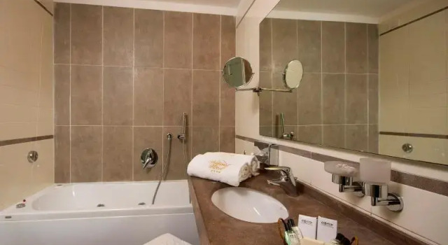 Номер Standard National Hotel