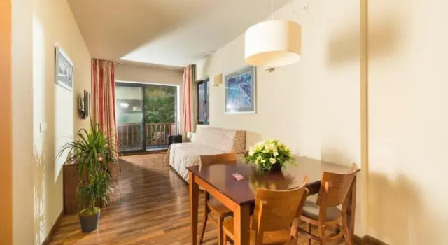 Четырёхместные апартаменты с балконом Guitart La Molina Aparthotel & Spa