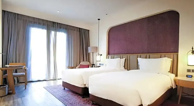 Номер Standard с видом на море Crowne Plaza QingdaoOriental Movie Metropolis by IHG
