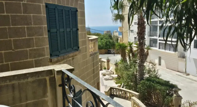Апартаменты c 1 комнатой Villa Xemxija
