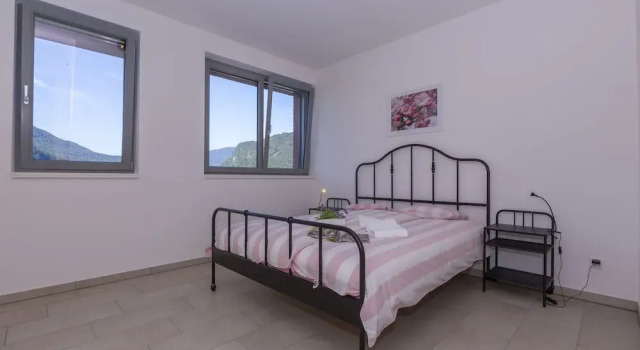 Residenza Erika, Забронировать Апартаменты/квартира Отели Лугано с парковкой, Парковка