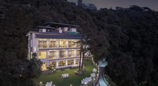 Echor Baris Resort Mussoorie, Rezervovat Lázně / Resort Mussoorie Uttarakhand