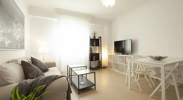 CERVANTES Apartment 29 2BT 1BR, Забронировать Апартаменты/квартира Апартаменты Малаги, рядом с Salamanca Market, Апартаменты/квартира