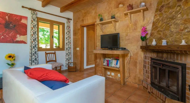 LOS Girasoles 4, Book Hotel Campos 