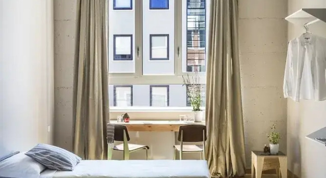 Standard Twin room casaBASE