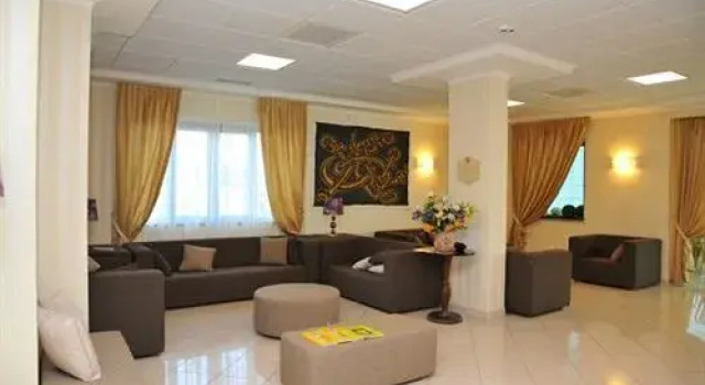 Hotel Brizi Country Chic, Забронировать Отель Отели Лацио с бассейном, Бассейн