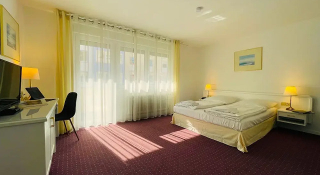 Двухместный номер Comfort с балконом Hotel Moguntia