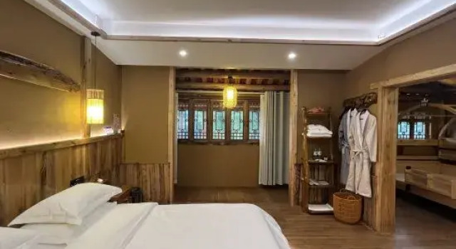 Люкс Shunan Courtyard Homestay (Southern Sichuan Bamboo Sea China Giant Panda Courtyard)
