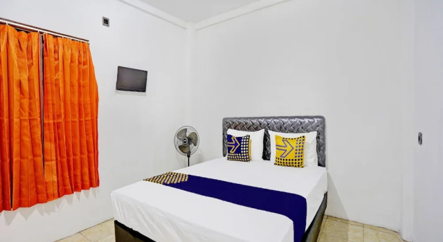 Двухместный номер Standard Hotel O Griya Sandi Residence Family NearPantai Boom